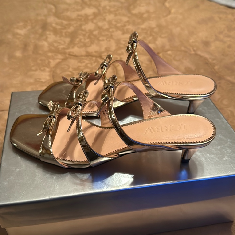 Metallic Triple strap Bow Kitten heel sandal